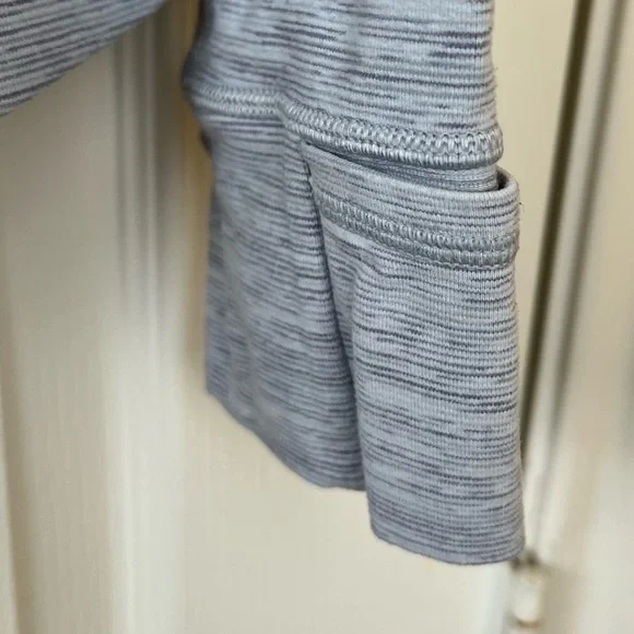 Lululemon Gray Silver Define Women's Jacket Size 8 - Picture 10 of 13